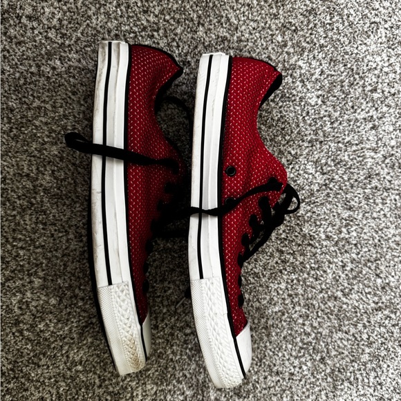 Converse all star mens 10. Great condition. - Picture 2 of 5